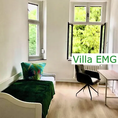 Willa Emg Nah Duesseldorf Essen Dortmund, Familien Gruppen Bis 27 Personen, 3 Kuechen, Kaminofen, Terrasse *