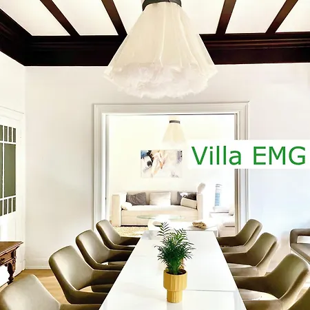 Villa Emg Nah Duesseldorf Essen Dortmund, Familien Gruppen Bis 27 Personen, 3 Kuechen, Kaminofen, Terrasse *