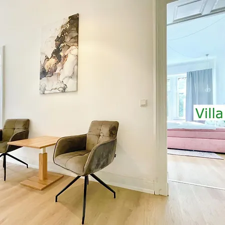 Emg Nah Duesseldorf Essen Dortmund, Familien Gruppen Bis 27 Personen, 3 Kuechen, Kaminofen, Terrasse Velbert