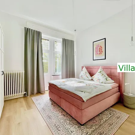 Emg Nah Duesseldorf Essen Dortmund, Familien Gruppen Bis 27 Personen, 3 Kuechen, Kaminofen, Terrasse * Velbert