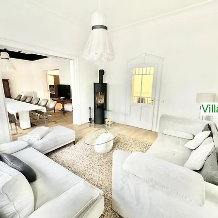 Emg Nah Duesseldorf Essen Dortmund, Familien Gruppen Bis 27 Personen, 3 Kuechen, Kaminofen, Terrasse Willa *