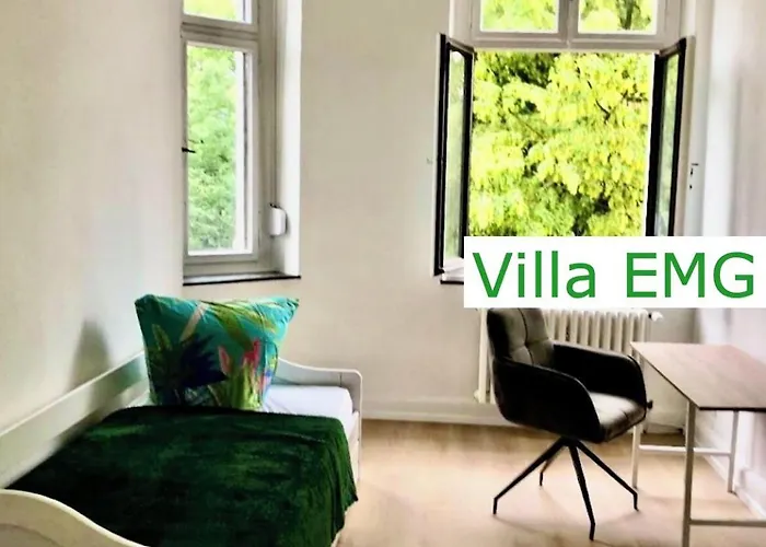 Villa Emg Nah Duesseldorf Essen Dortmund, Familien Gruppen Bis 27 Personen, 3 Kuechen, Kaminofen, Terrasse *