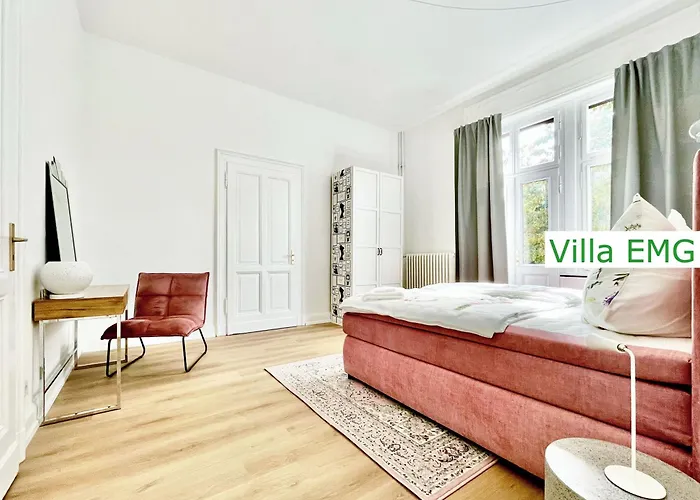 Emg Nah Duesseldorf Essen Dortmund, Familien Gruppen Bis 27 Personen, 3 Kuechen, Kaminofen, Terrasse * Velbert