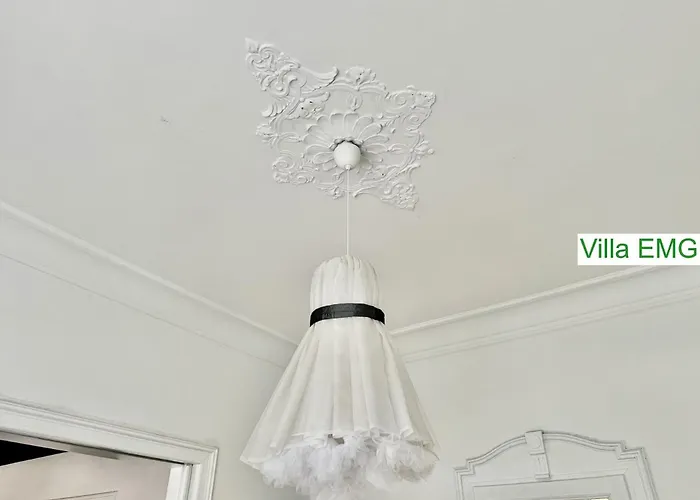 Emg Nah Duesseldorf Essen Dortmund, Familien Gruppen Bis 27 Personen, 3 Kuechen, Kaminofen, Terrasse Velbert